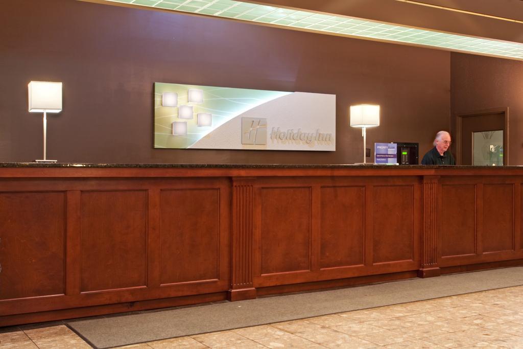 Hotel Salisbury & Conference Center ภายใน รูปภาพ
